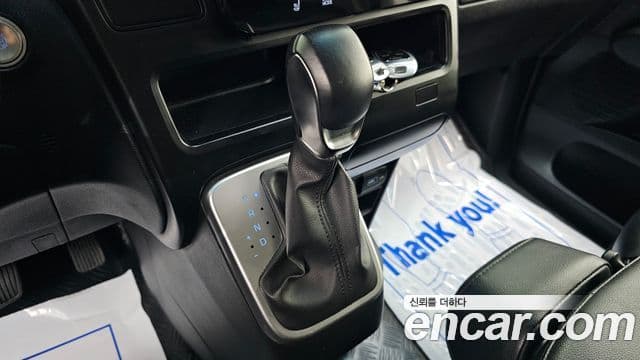 Hyundai Staria 2022 — Şəkil 9/20