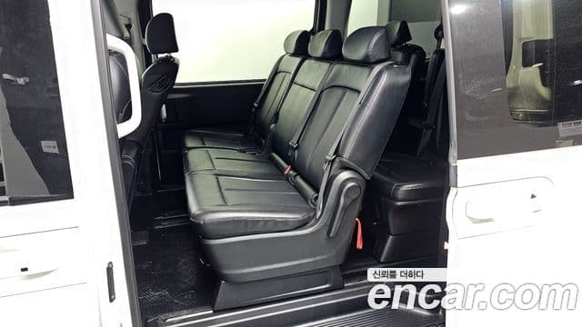 Hyundai Staria 2022 — ფოტო 11/20