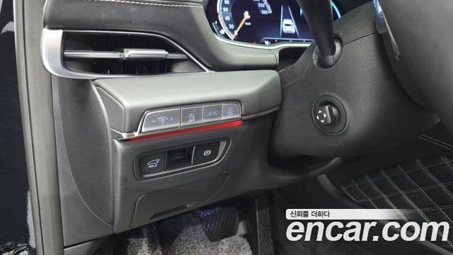 Genesis GV80 2020 — ფოტო 15/20