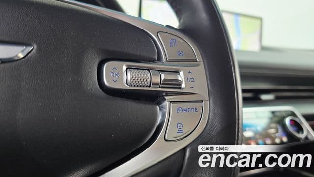 Genesis GV80 2020 — ფოტო 17/20