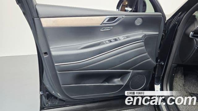 Genesis GV80 2020 — Şəkil 9/32