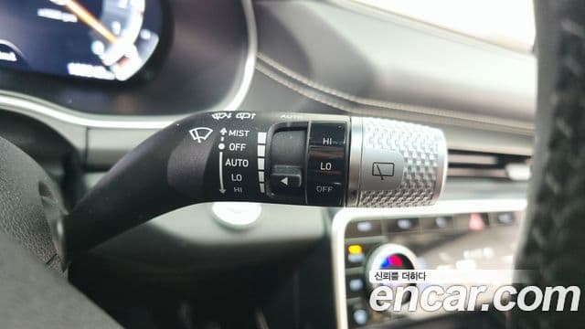 Genesis GV80 2020 — Şəkil 18/32