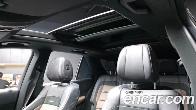 Mercedes-Benz GLE-Class 2021 — ფოტო 18/20