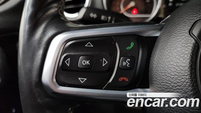 Jeep Wrangler 2019 — Şəkil 16/20