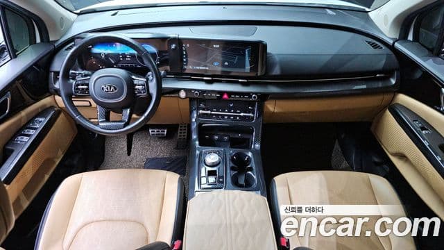 Kia Carnival 2021 — Фото 7/20