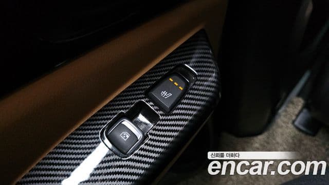 Kia Carnival 2021 — Фото 17/20