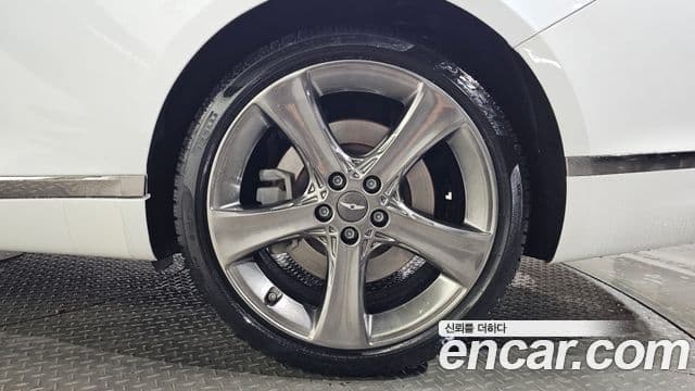 Genesis G80 2022 — Şəkil 24/33