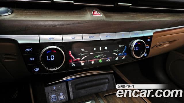Genesis G80 2022 — Şəkil 29/33