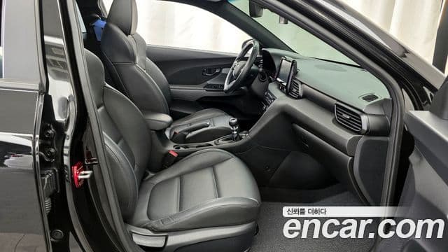 Hyundai Veloster 2018 — ფოტო 11/20