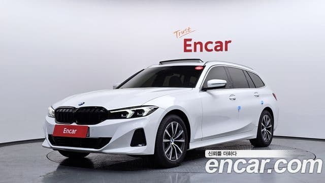 BMW 3 Series 2024 — ფოტო 1/20