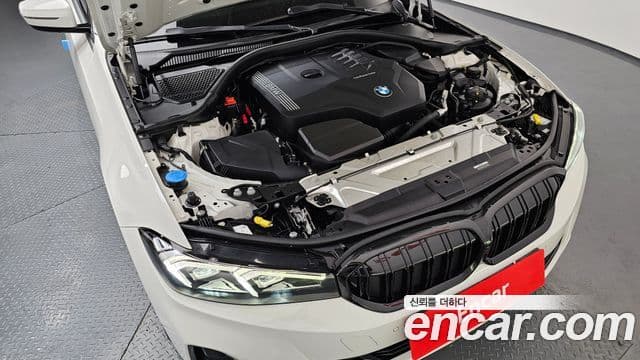 BMW 3 Series 2024 — ფოტო 6/20