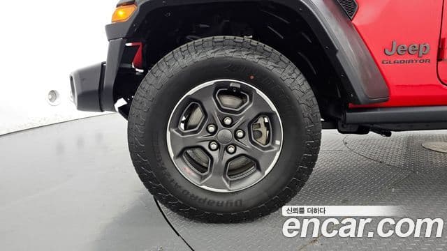 Jeep Gladiator 2021 — ფოტო 5/20