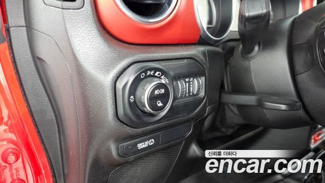 Jeep Gladiator 2021 — ფოტო 20/20