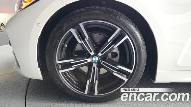 BMW 4 Series 2023 — ფოტო 5/20