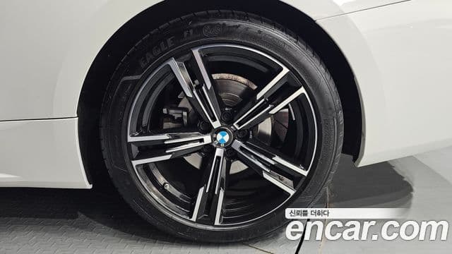 BMW 4 Series 2023 — Photo 9/31