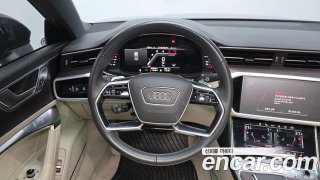 Audi A7 2022 — ფოტო 13/20