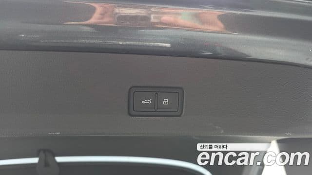 Audi A7 2022 — Photo 25/37