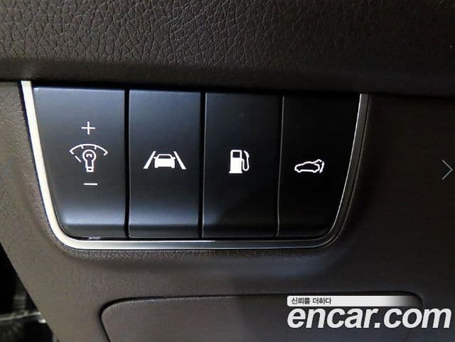 Kia Stinger 2021 — фото 14 из 20