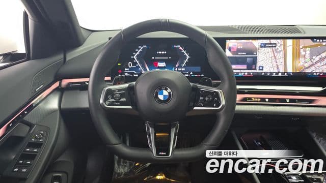 BMW 5 Series 2024 — Şəkil 13/20