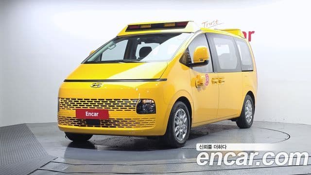 Hyundai Staria 2024 — Şəkil 1/20