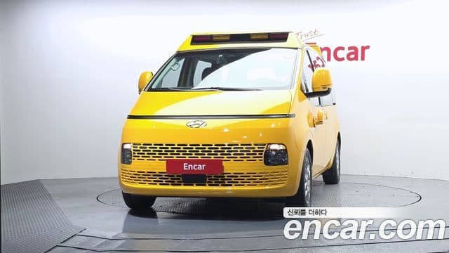 Hyundai Staria 2024 — Şəkil 3/20