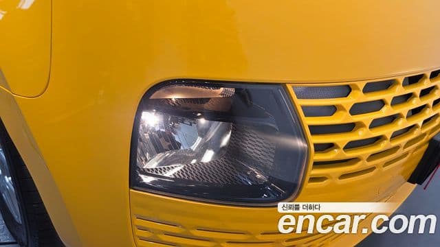Hyundai Staria 2024 — Photo 28/32