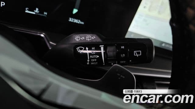 Kia Sorento 2023 — Şəkil 14/20