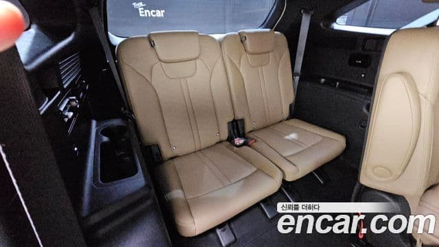 Kia Sorento 2023 — Şəkil 19/20