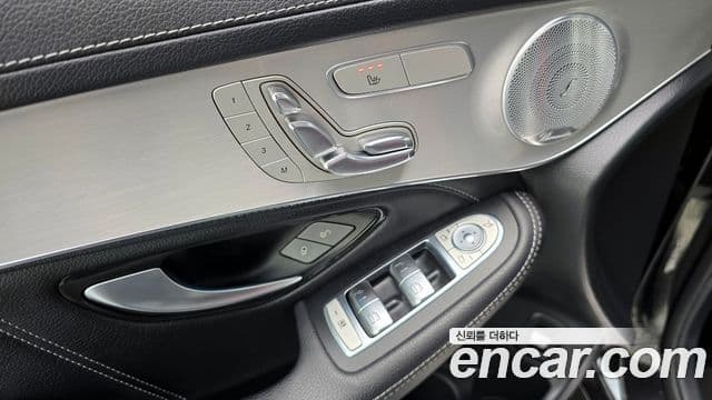 Mercedes-Benz GLC-Class 2019 — Şəkil 13/20