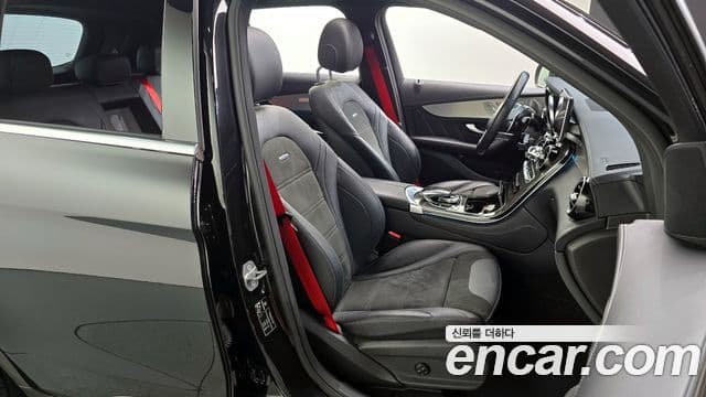 Mercedes-Benz GLC-Class 2019 — Photo 20/33