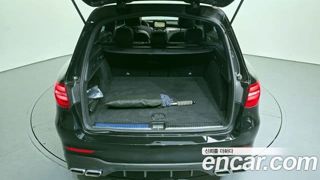 Mercedes-Benz GLC-Class 2019 — Photo 27/33