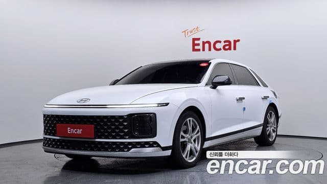 Hyundai Grandeur 2023 — Фото 1/20