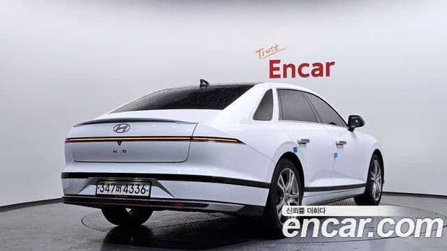 Hyundai Grandeur 2023 — Фото 2/20