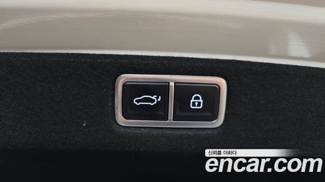 Hyundai Grandeur 2023 — Фото 18/20
