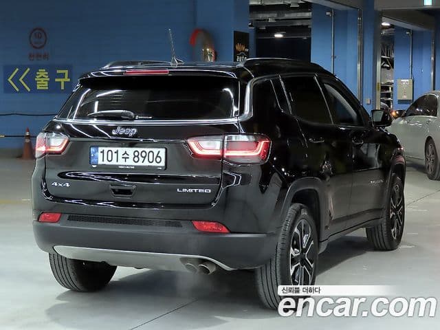 Jeep Compass 2022 — Photo 1/20