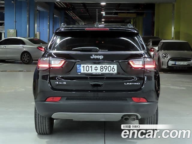 Jeep Compass 2022 — Photo 13/20