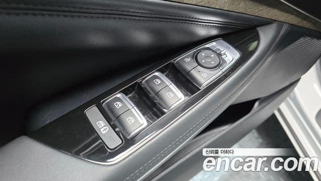 Kia K8 2022 — Şəkil 14/20