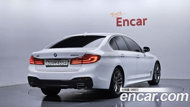 BMW 5 Series 2019 — Фото 2/20