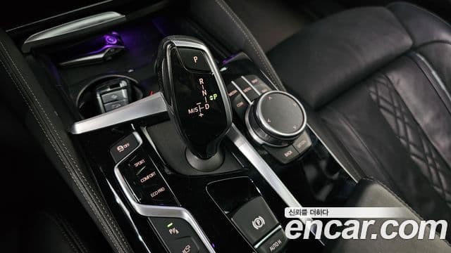 BMW 5 Series 2019 — Фото 9/20