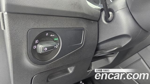Volkswagen Tiguan 2020 — Photo 13/20