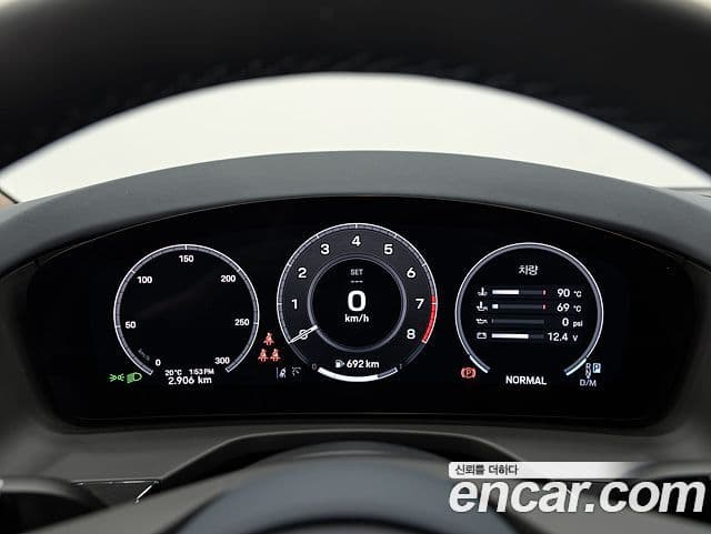 Porsche Panamera 2025 — ფოტო 7/20