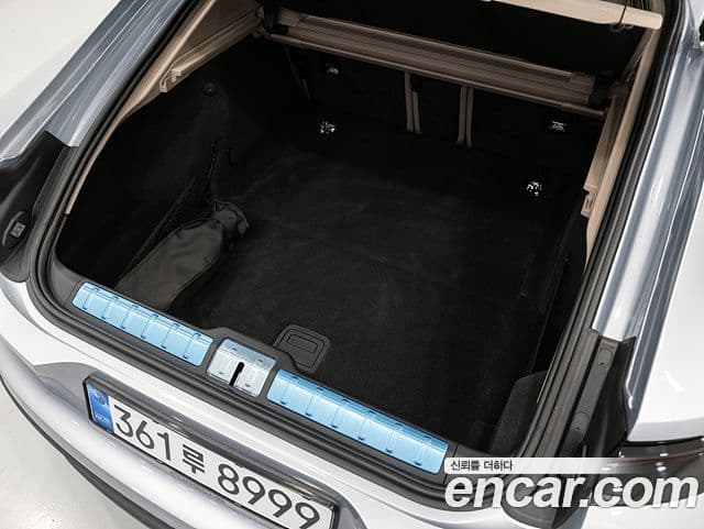Porsche Panamera 2025 — ფოტო 13/20