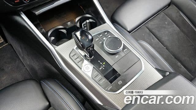 BMW 3 Series 2019 — ფოტო 9/20