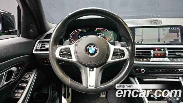 BMW 3 Series 2019 — ფოტო 12/20