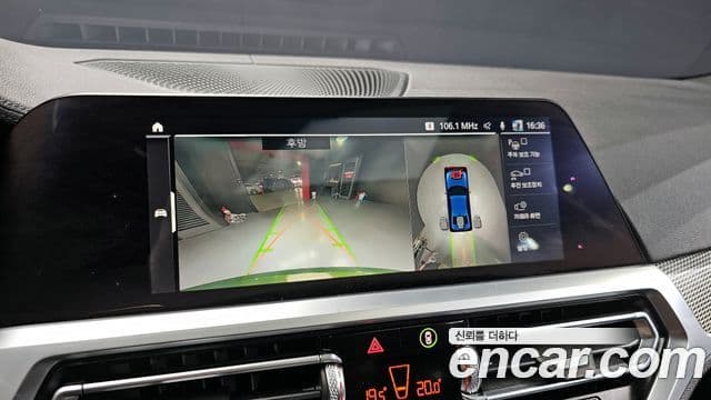 BMW 3 Series 2019 — ფოტო 14/20
