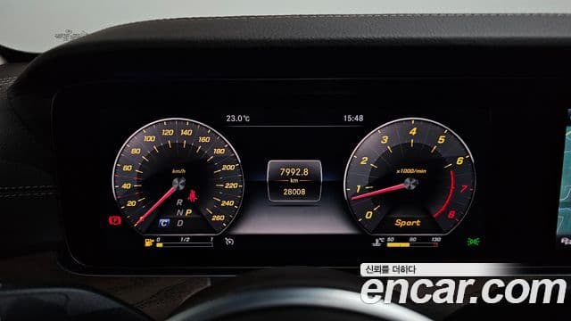 Mercedes-Benz E-Class 2019 — ფოტო 8/20