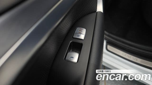 Genesis G70 2019 — Şəkil 18/20
