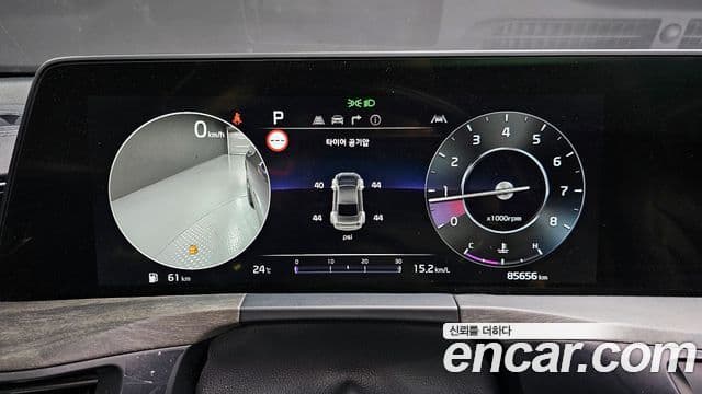 Kia K8 2021 — ფოტო 7/20