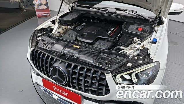 Mercedes-Benz GLE-Class 2021 — ფოტო 6/20