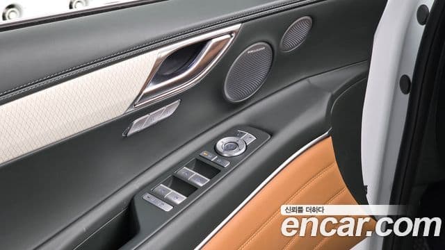Genesis GV80 2025 — ფოტო 15/20